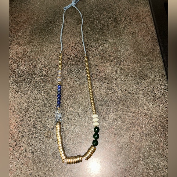 Anthropoligy necklace - Picture 2 of 3